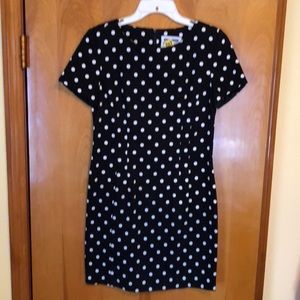 Short sleeve dress
